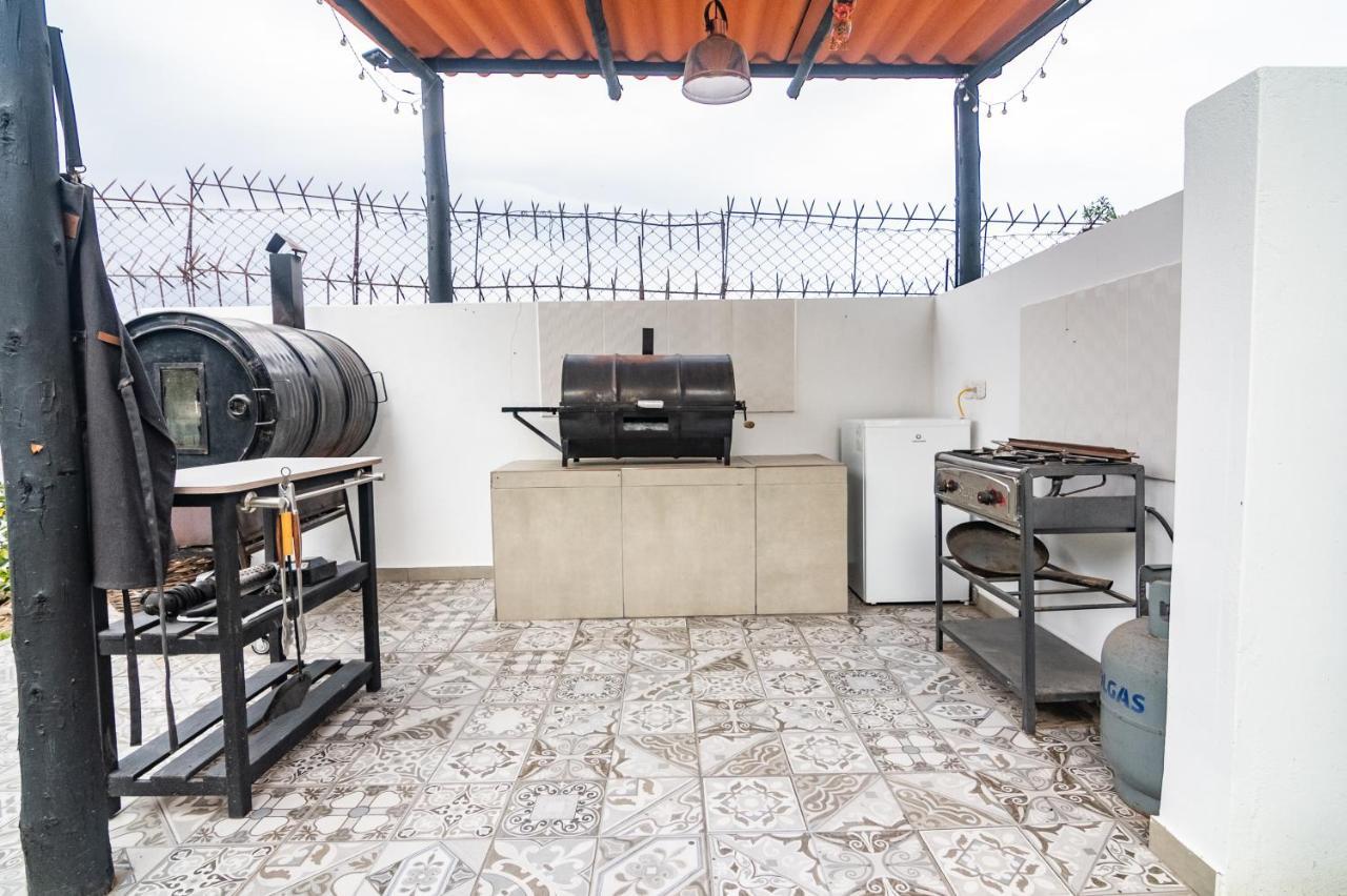 The First Real Bed & Breakfast Hiking Hotel 'The Office' In Arequipa, Peru Esterno foto