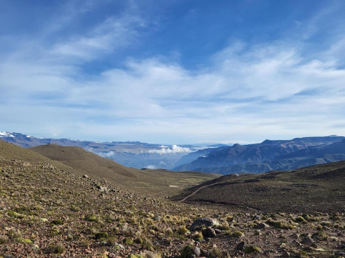 The First Real Bed & Breakfast Hiking Hotel 'The Office' In Arequipa, Peru Esterno foto